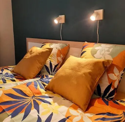 Au Grand Pierrot * سبا